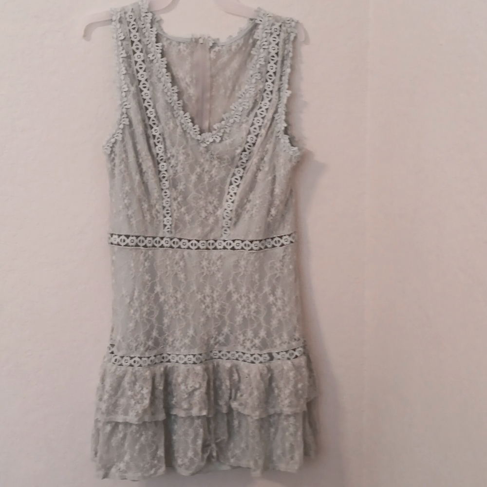B. Darlin Light Green Lace Ruffle Dress 13/14